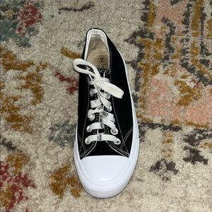 NOBO size Black and White Canvas Sneakers